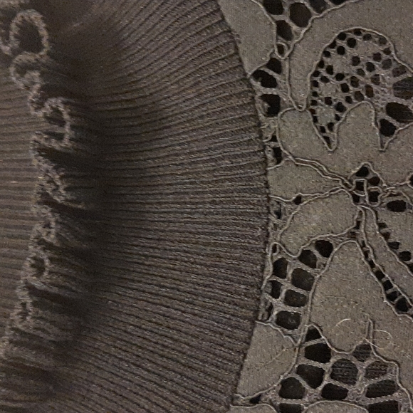 Black sweater dress with lace panel - Picture 2 of 5